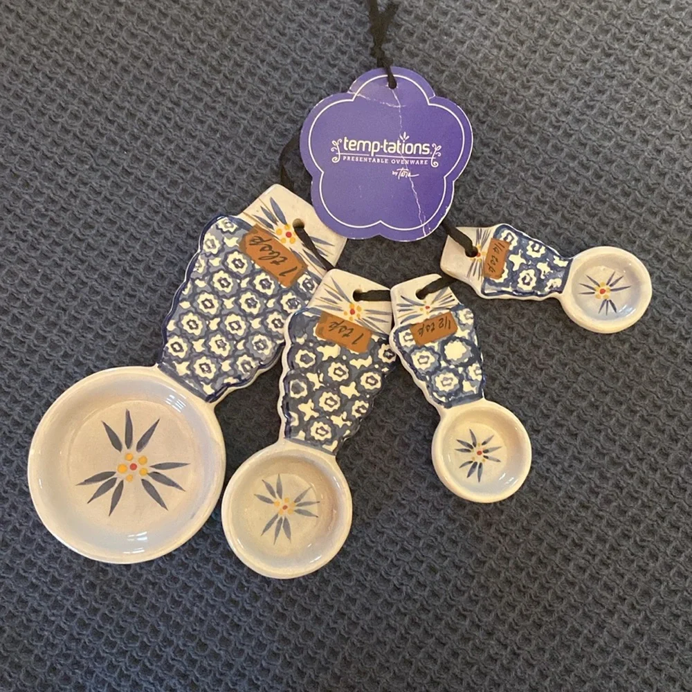 Temp-tations Old World Measuring Spoons - Picture 2 of 13